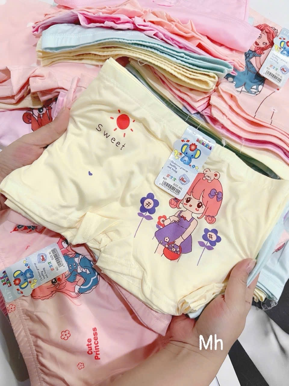 SET 10 QUẦN CHIP ĐÙI QC BG - hoạ tiết ngẫu nhiên
