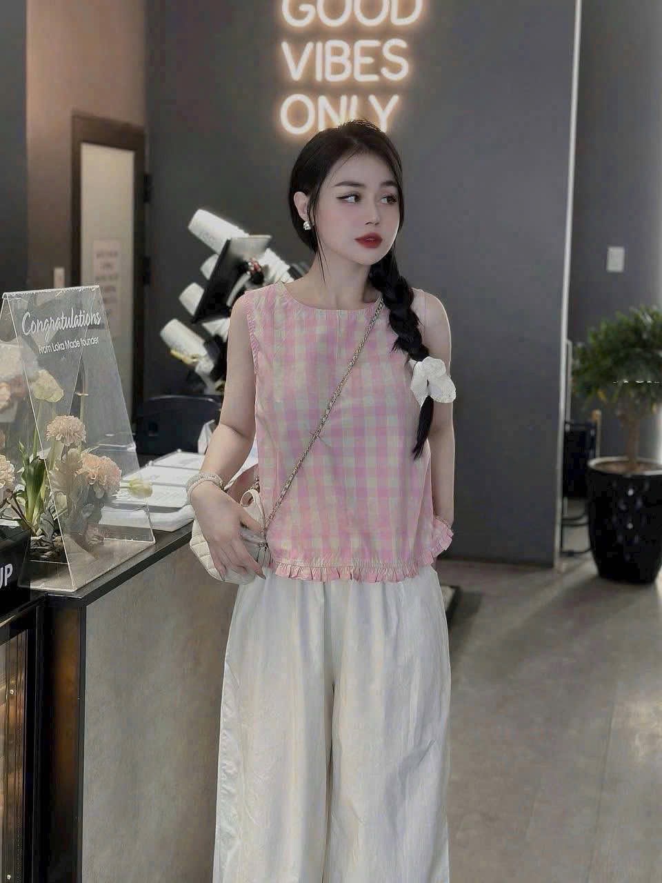 BỘ KẺ HỒNG XN QUẦN SUÔNG MÀU BE