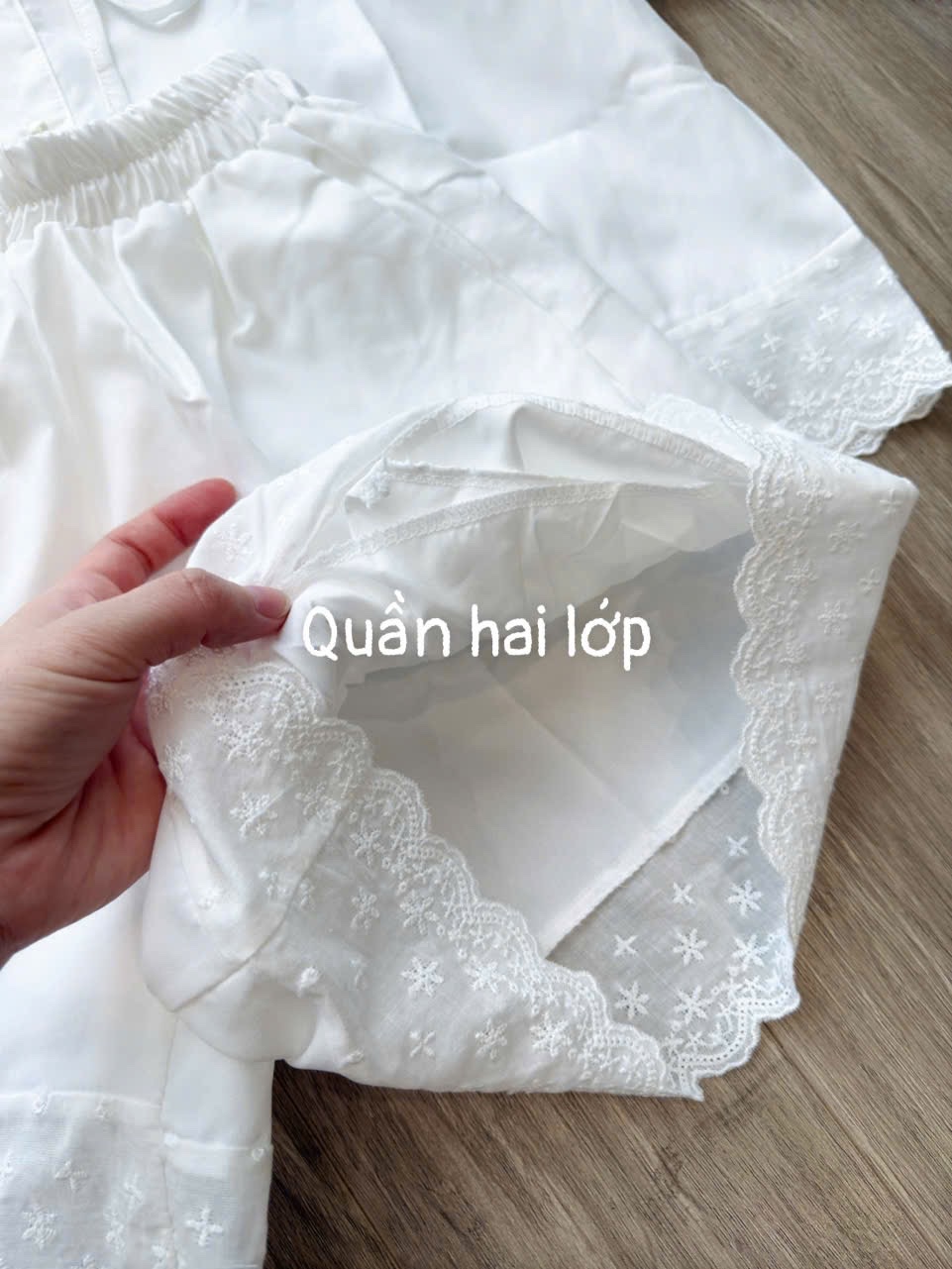BỘ ĐÙI REN BÈO MÀU TRẮNG