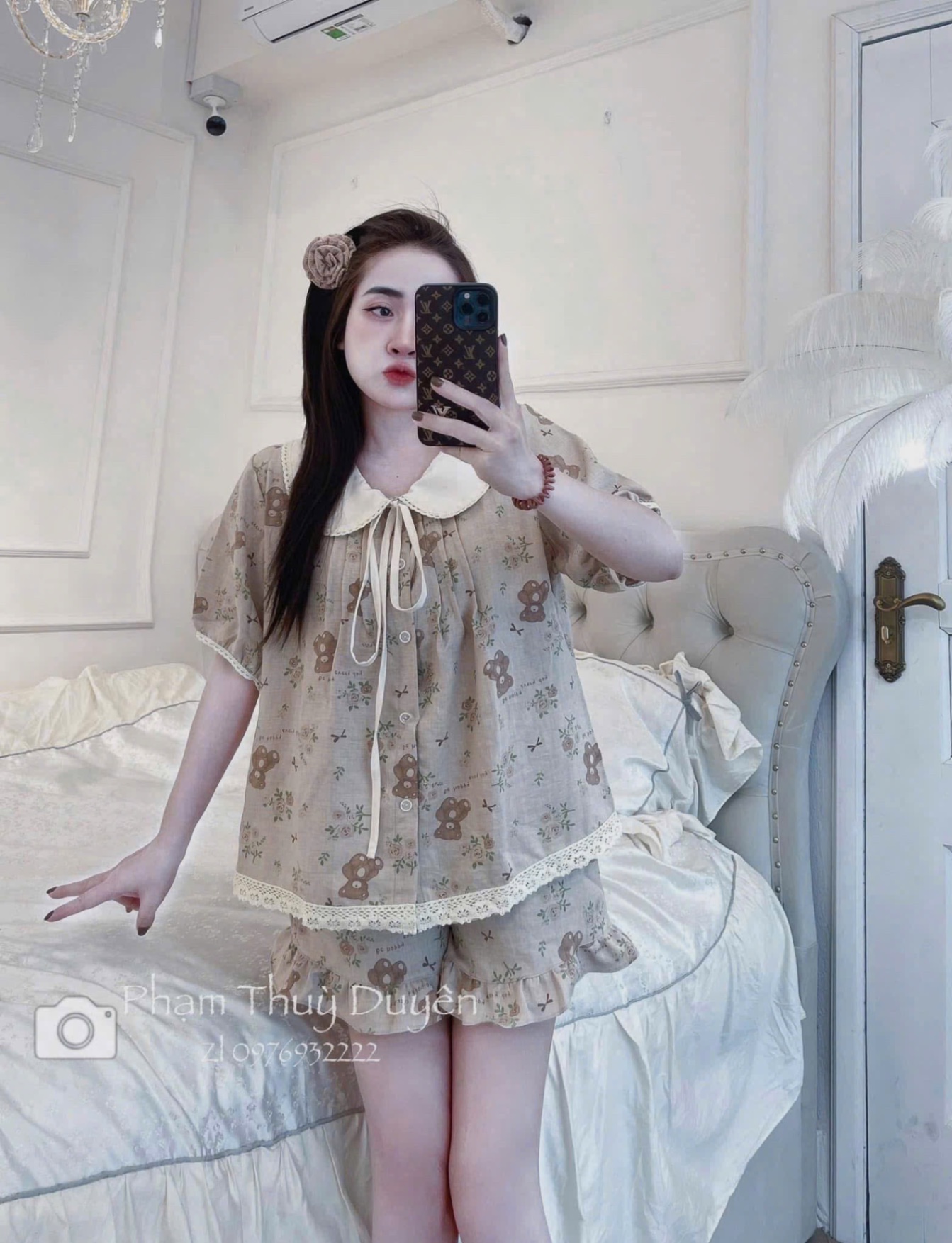 BỘ ĐÙI VIỀN BÈO GẤU NÂU CỔ SEN