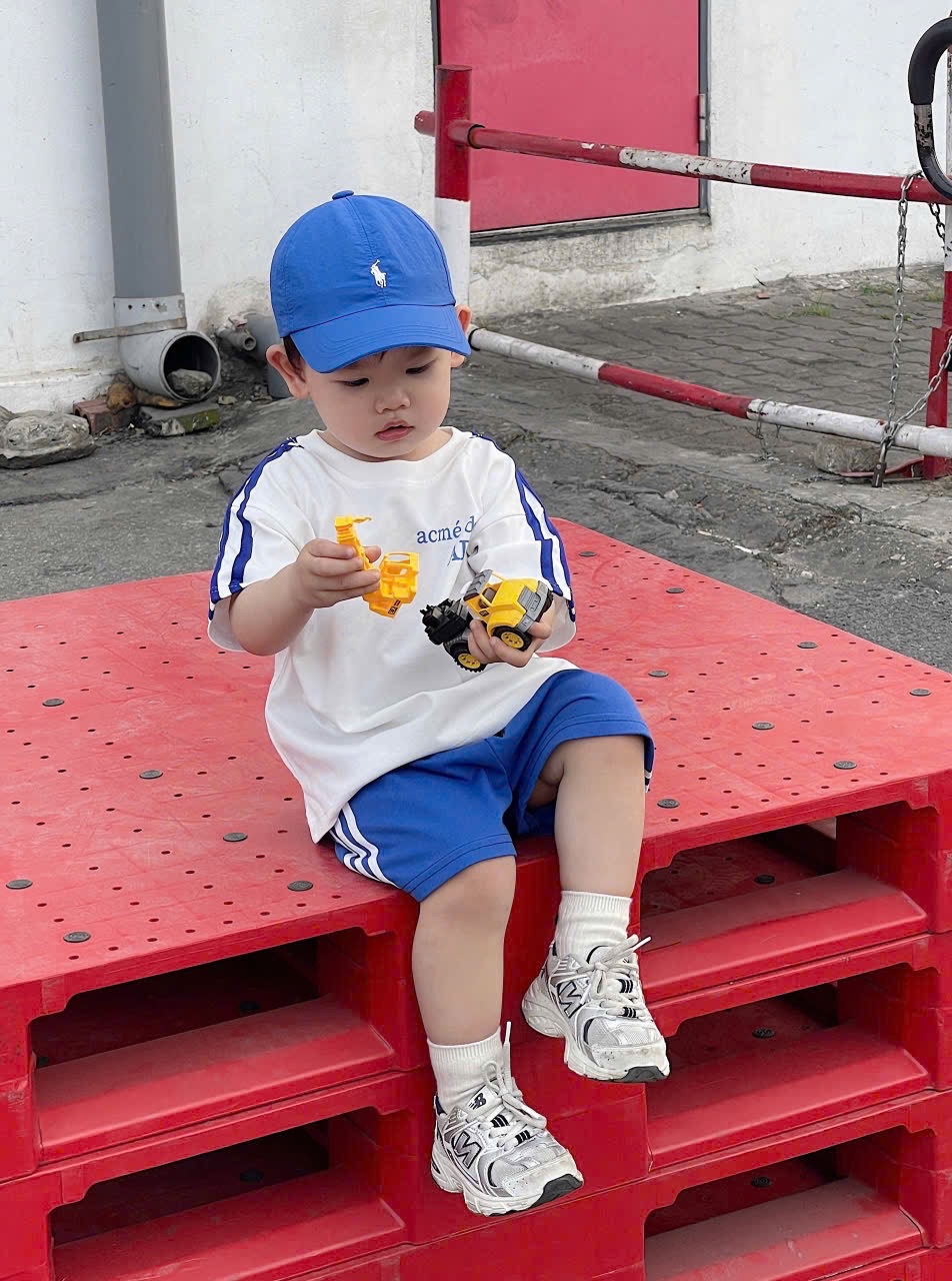 BỘ ĐÙI ADLV TRẮNG QUẦN XANH BT