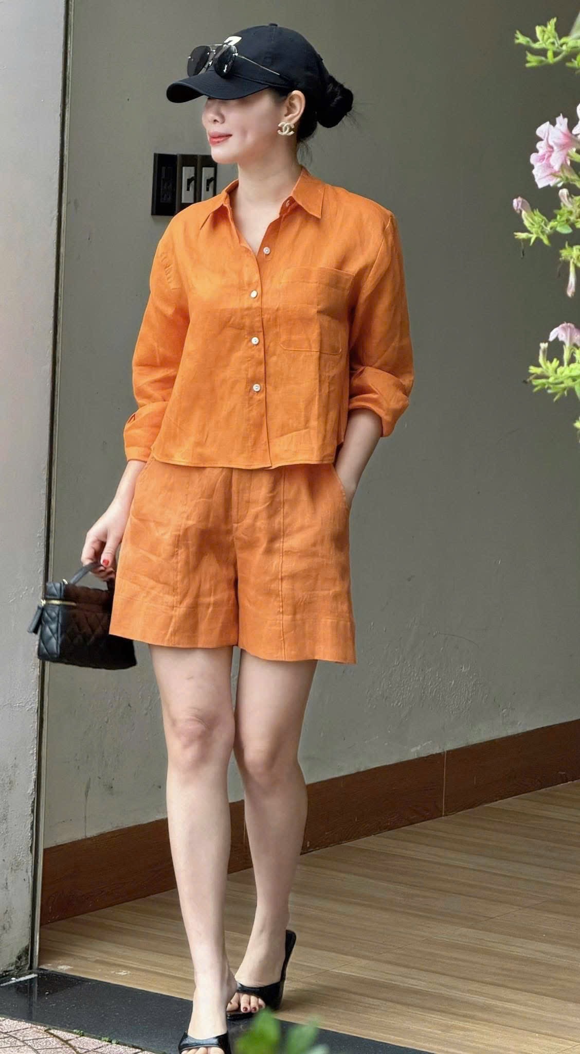 BỘ ĐÙI CAM NƠ SAU NỮ