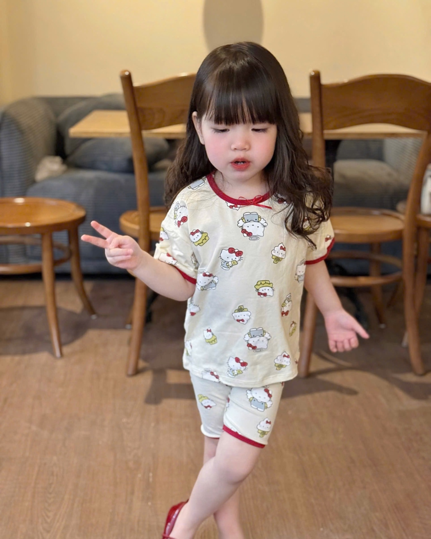 SET 2 BỘ ĐÙI HÌNH KITTT BE VIỀN ĐỎ BG