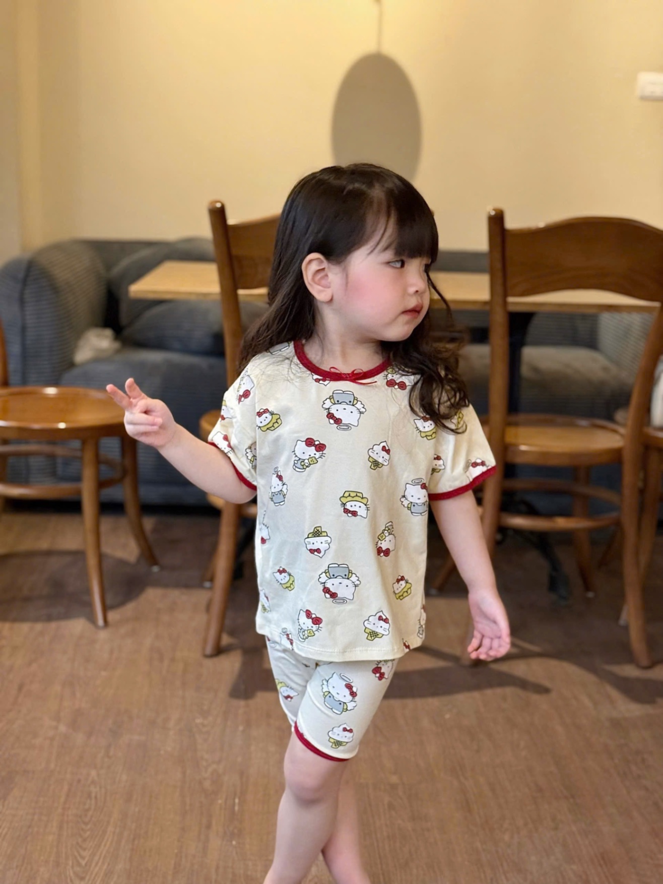 SET 2 BỘ ĐÙI HÌNH KITTT BE VIỀN ĐỎ BG
