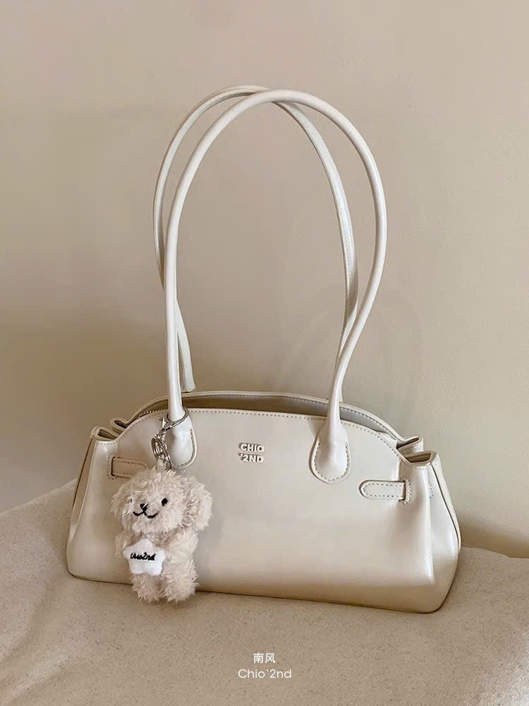 TÚI XÁCH CHIO’2ND CHARM GẤU NGÔI SAO MÀU KEM