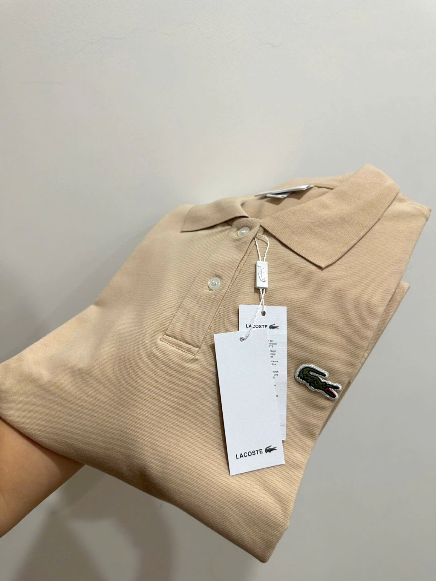 ÁO POLO NAM THÊU CÁ SẤU MÀU BE XUẤT DƯ