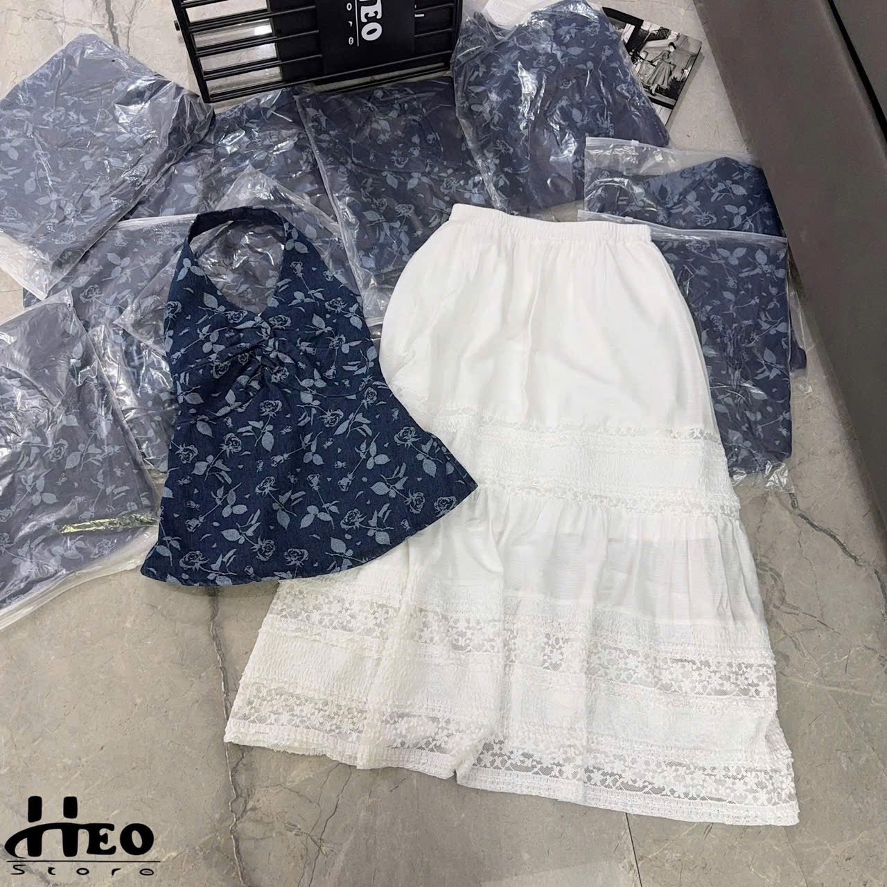 CHÂN VÂY REN MAXI CAO CẤP HOA NỔI QC