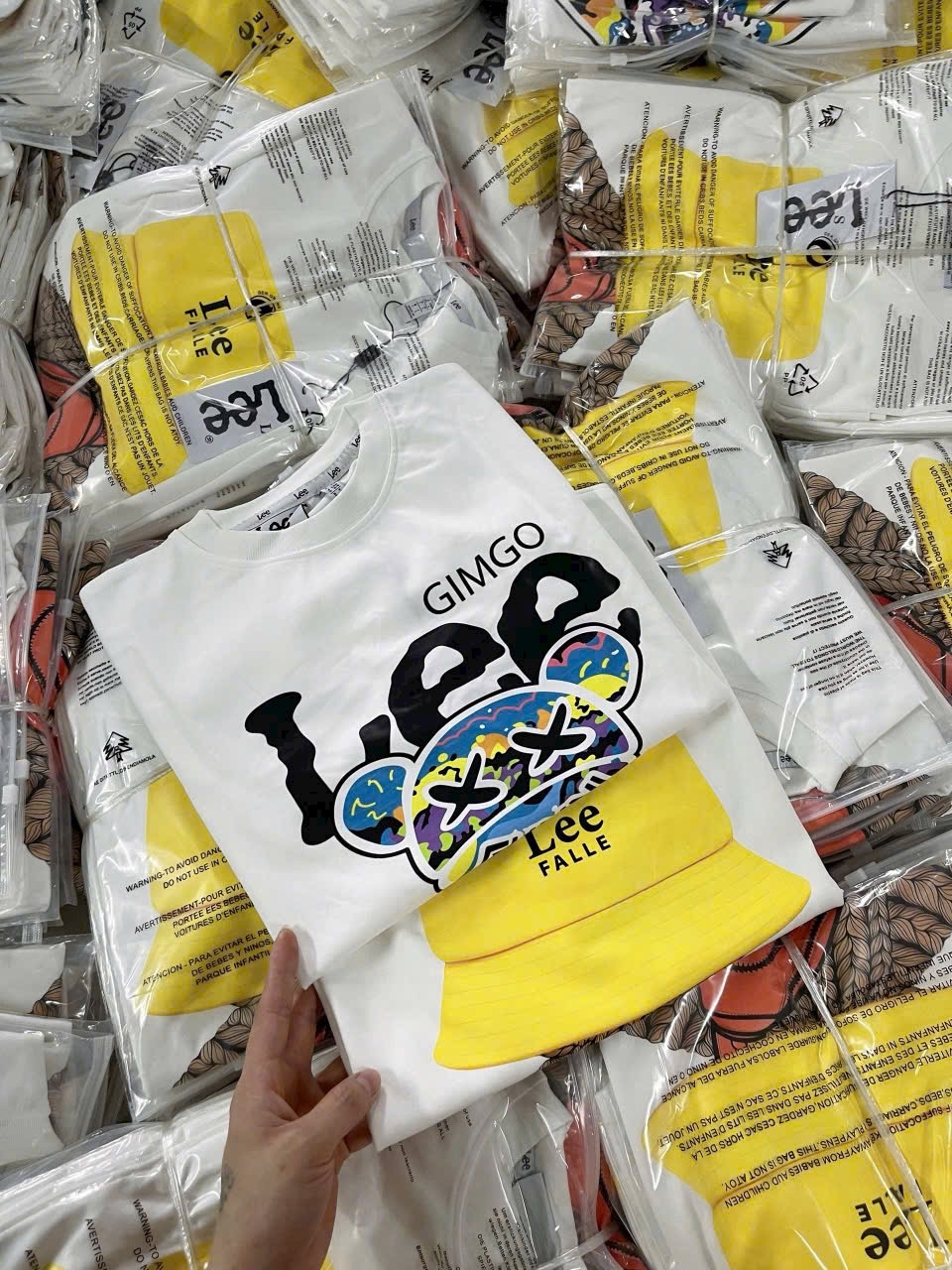 ÁO PULL CỘC LEE HÀN TRẮNG