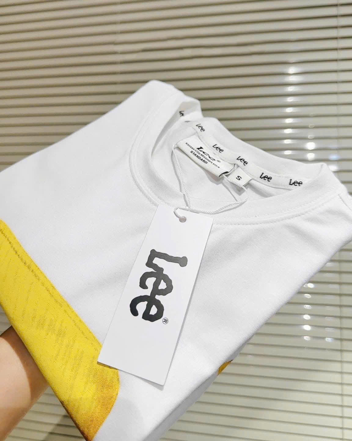 ÁO PULL CỘC LEE HÀN TRẮNG