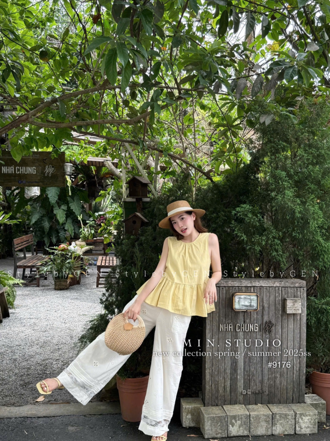 Hang đẹp - BỘ PELUM VÀNG XN QUẦN SUÔNG BE HOA ĐỤC LỖ