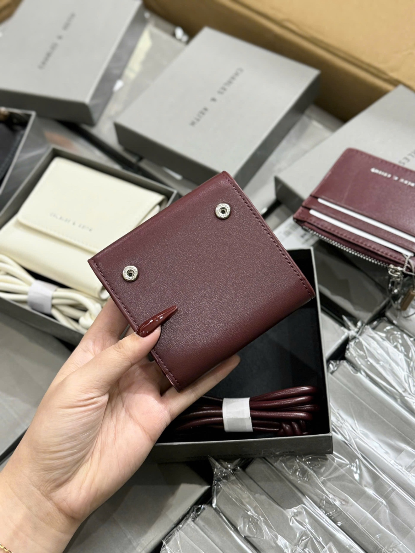 VÍ CK 2 MẶT KÈM DÂY FULL BOX L1 M10770635