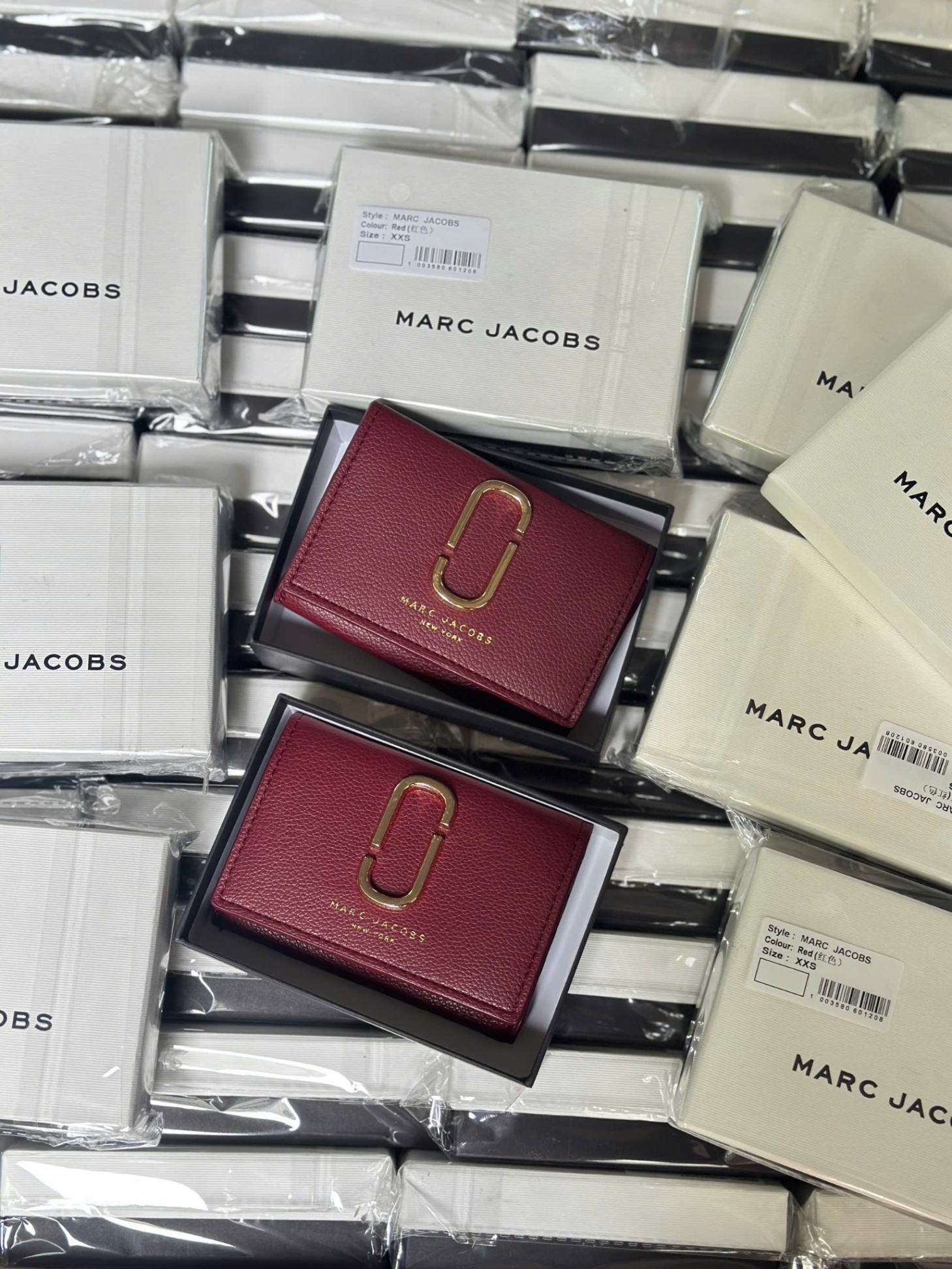 VÍ CẦM TAY MAC JACOBS MÀU ĐỎ CHÍNH HÃNG