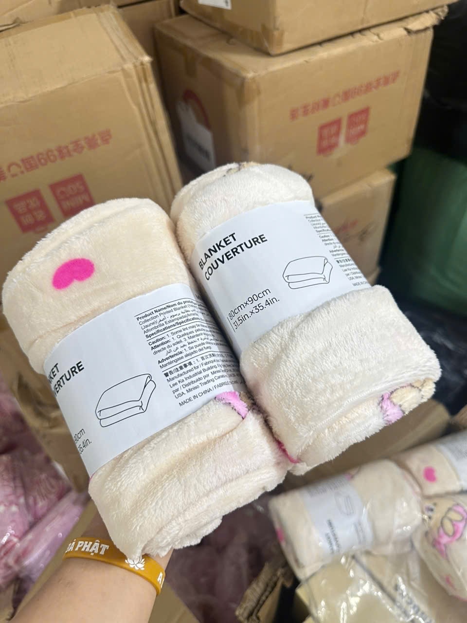 SET 2 CHĂN BĂNG LÔNG MINISO SIÊU MỀM MỊN