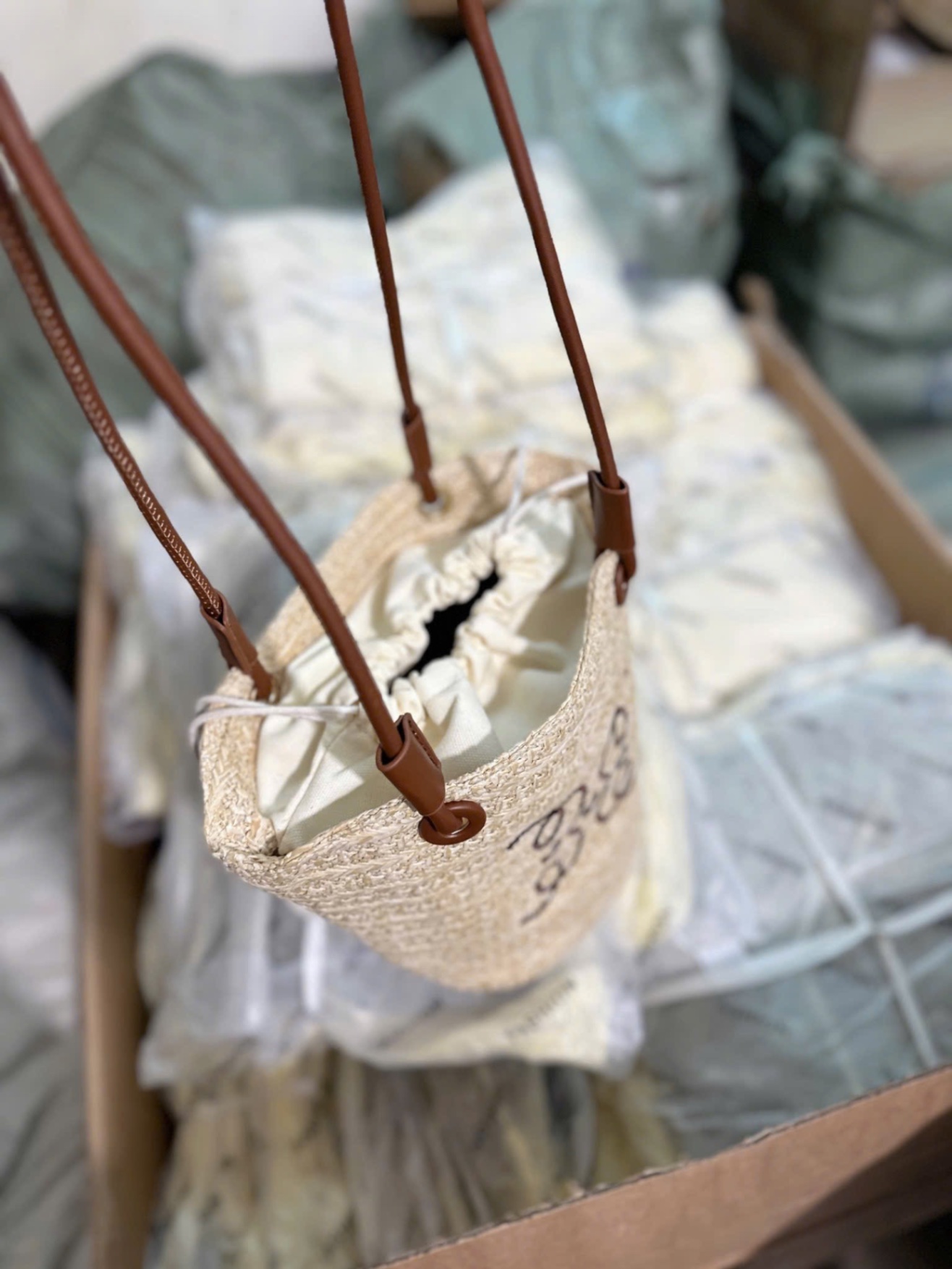 TÚI CÓI ĐI BIỂN DÁNG THUYỀN