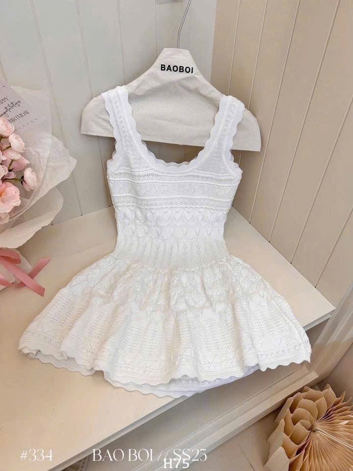 VÁY LEN ĐAN 2S QC ĐEN TRẮNG