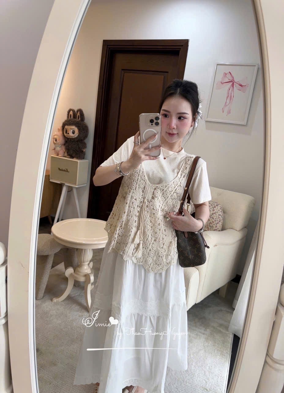 ÁO PULL CỘC TRẮNG MIX YẾM REN QCCC