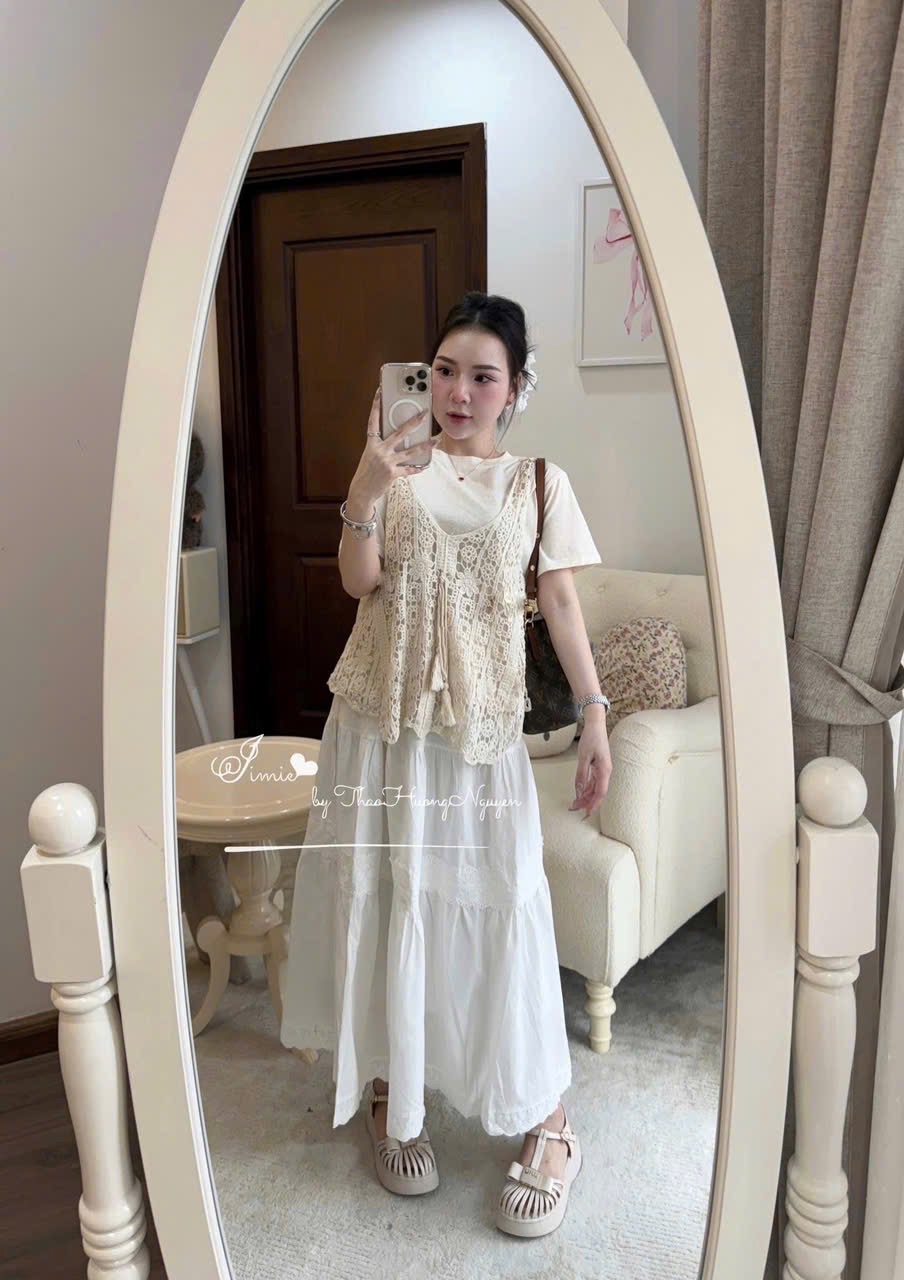 ÁO PULL CỘC TRẮNG MIX YẾM REN QCCC