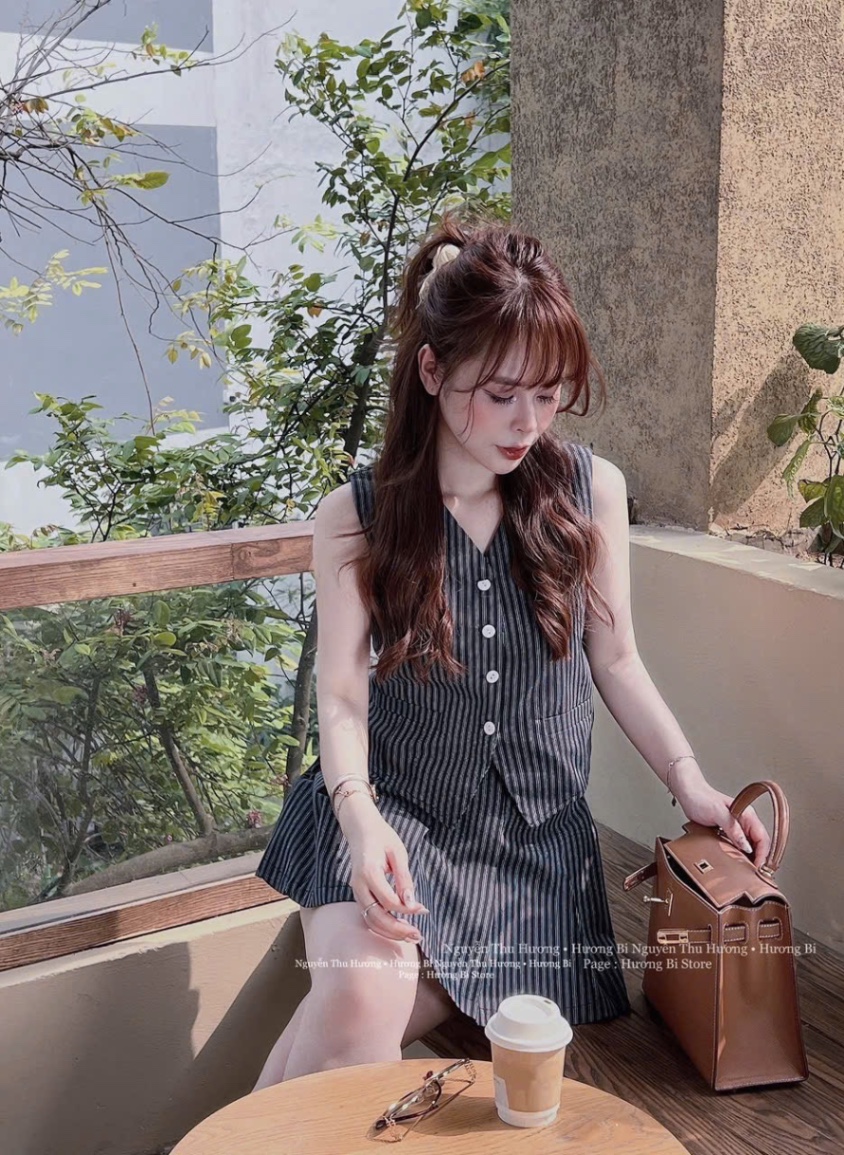 SET KẺ THAN XN MIX QUẦN GIẢ VÁY