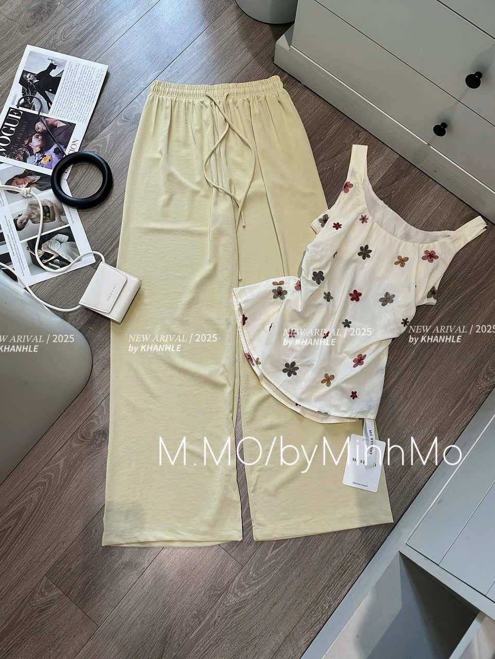 BỘ THÔ 2S THÊU HOA MIX QUẦN SUÔNG VÀNG