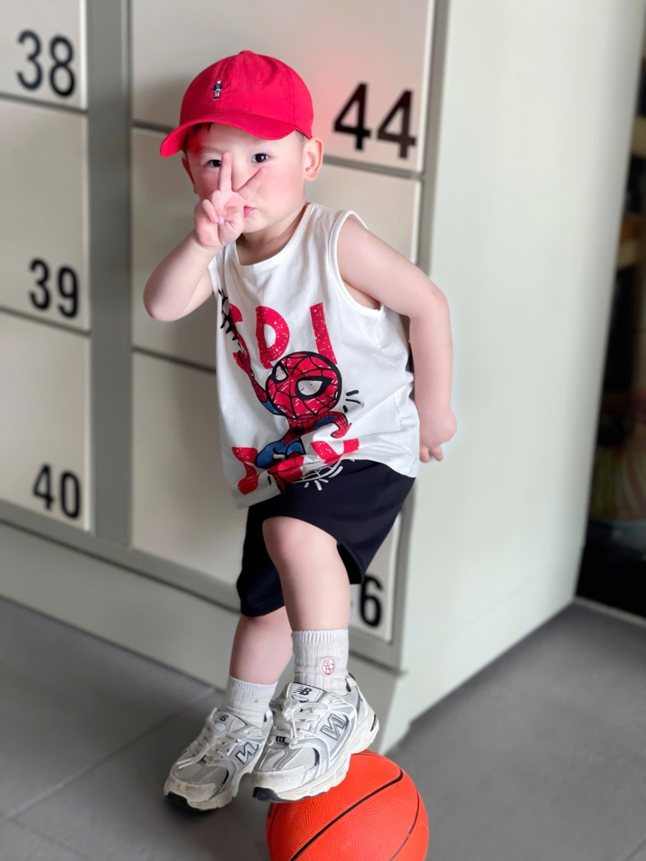 SET 2 BỘ ĐÙI BA LỖ HÌNH SIÊU NHÂN NHỆN TRẮNG ĐỎ