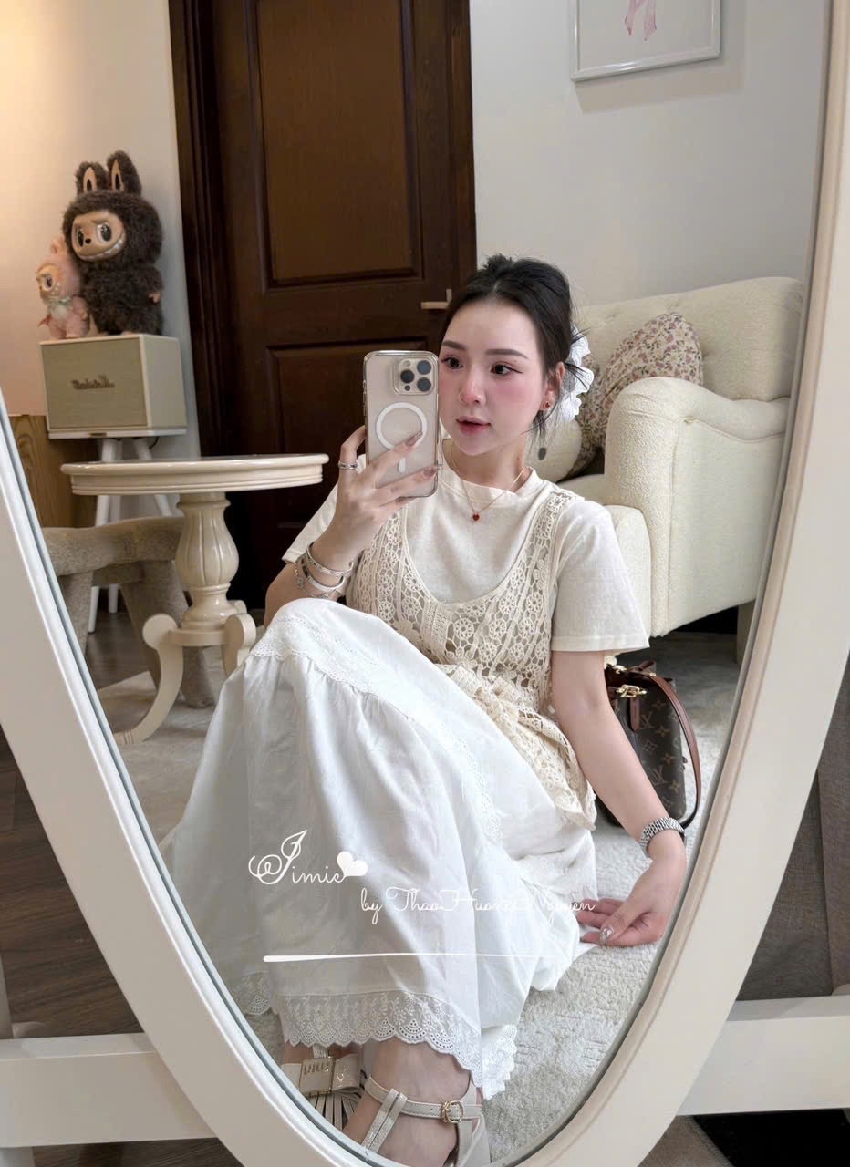 ÁO PULL CỘC TRẮNG MIX YẾM REN QCCC