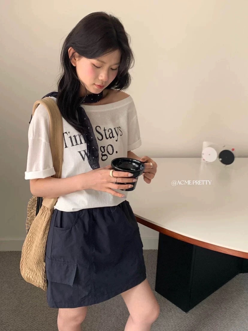 ÁO PULL CỘC LỆCH VAI QC CHỮ TIME STAY