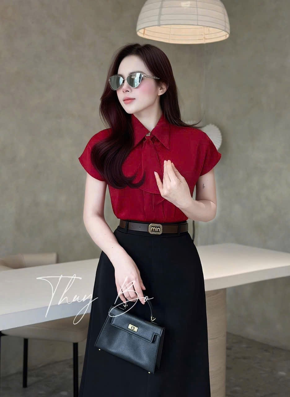 AO SƠ MI GU TAY LIỀN NƠ CỔ ĐỎ BE