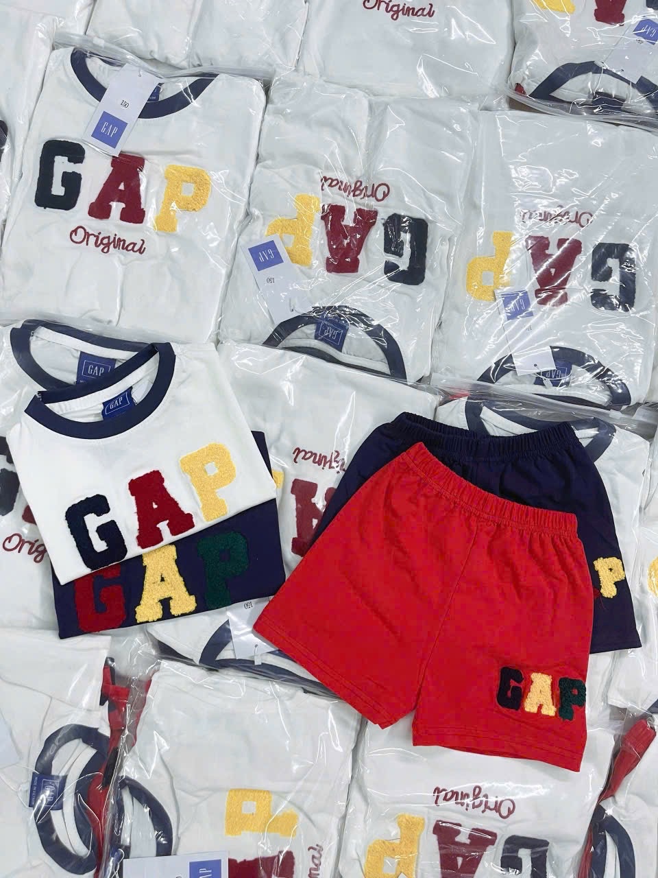 SET 2 BỘ ĐÙI GAP CHỮ NỔI SẮC MÀU