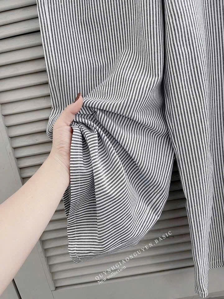 QUẦN SUÔNG KẺ CẠP TRẮNG