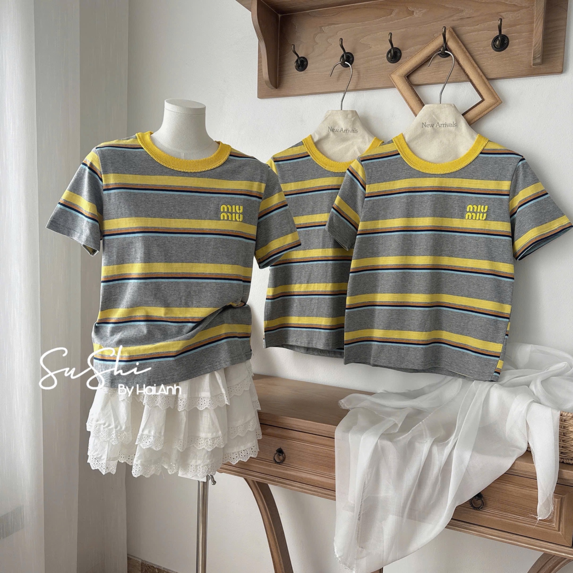ÁO PULL KẺ XÁM VÀNG MIUMIU QC