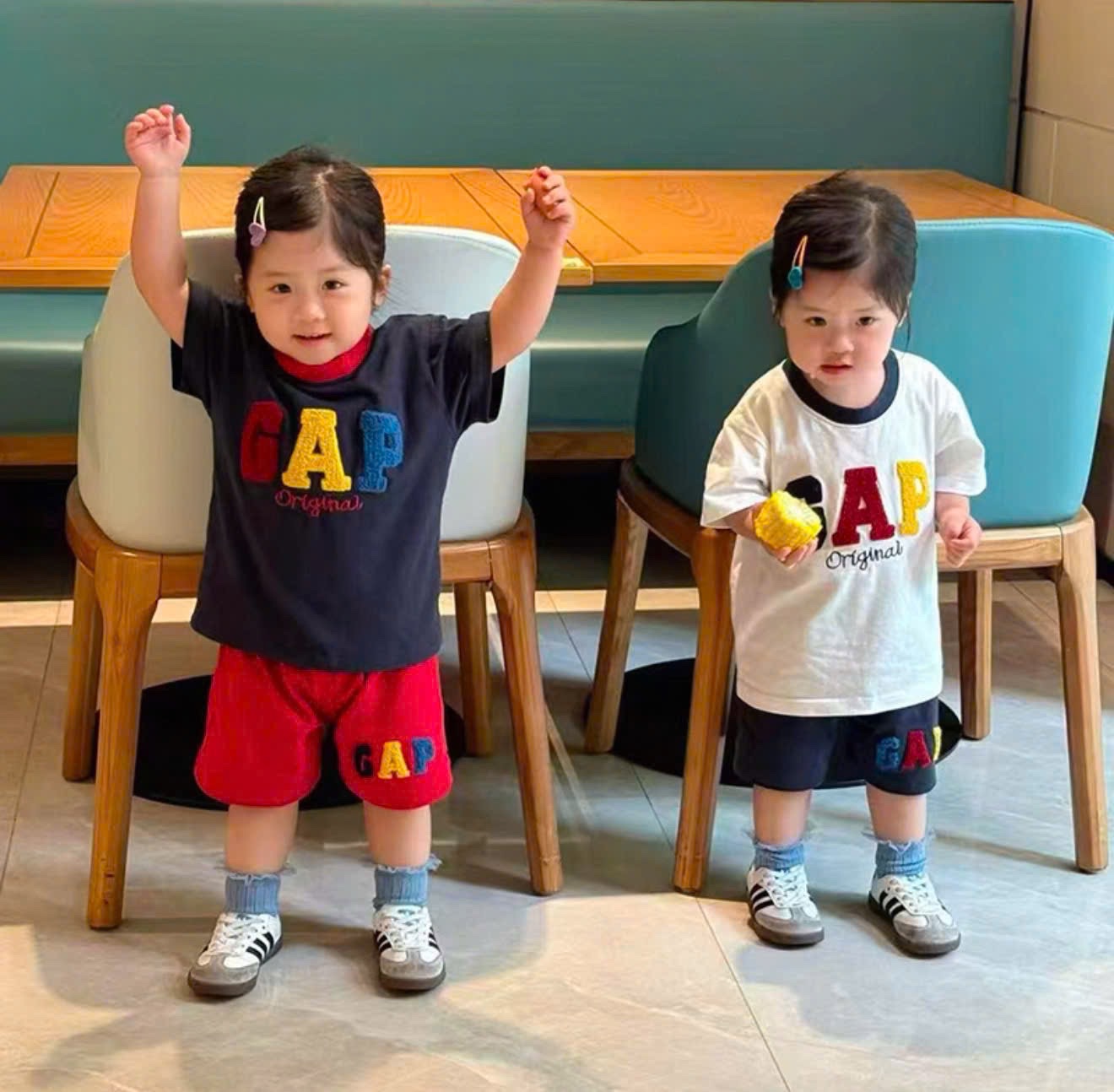 SET 2 BỘ ĐÙI GAP CHỮ NỔI SẮC MÀU