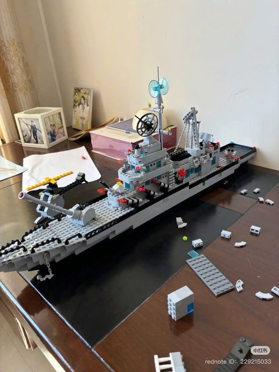LEGO TÀU CHIẾN GIÁ TỐT