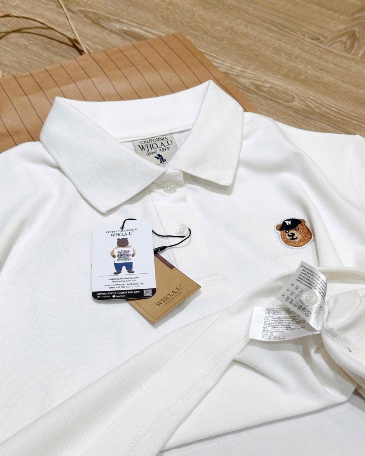 Hàng nhà máy - ÁO POLO CỘC GẤU WHOU MÀU TRẮNG XUẤT XỊN