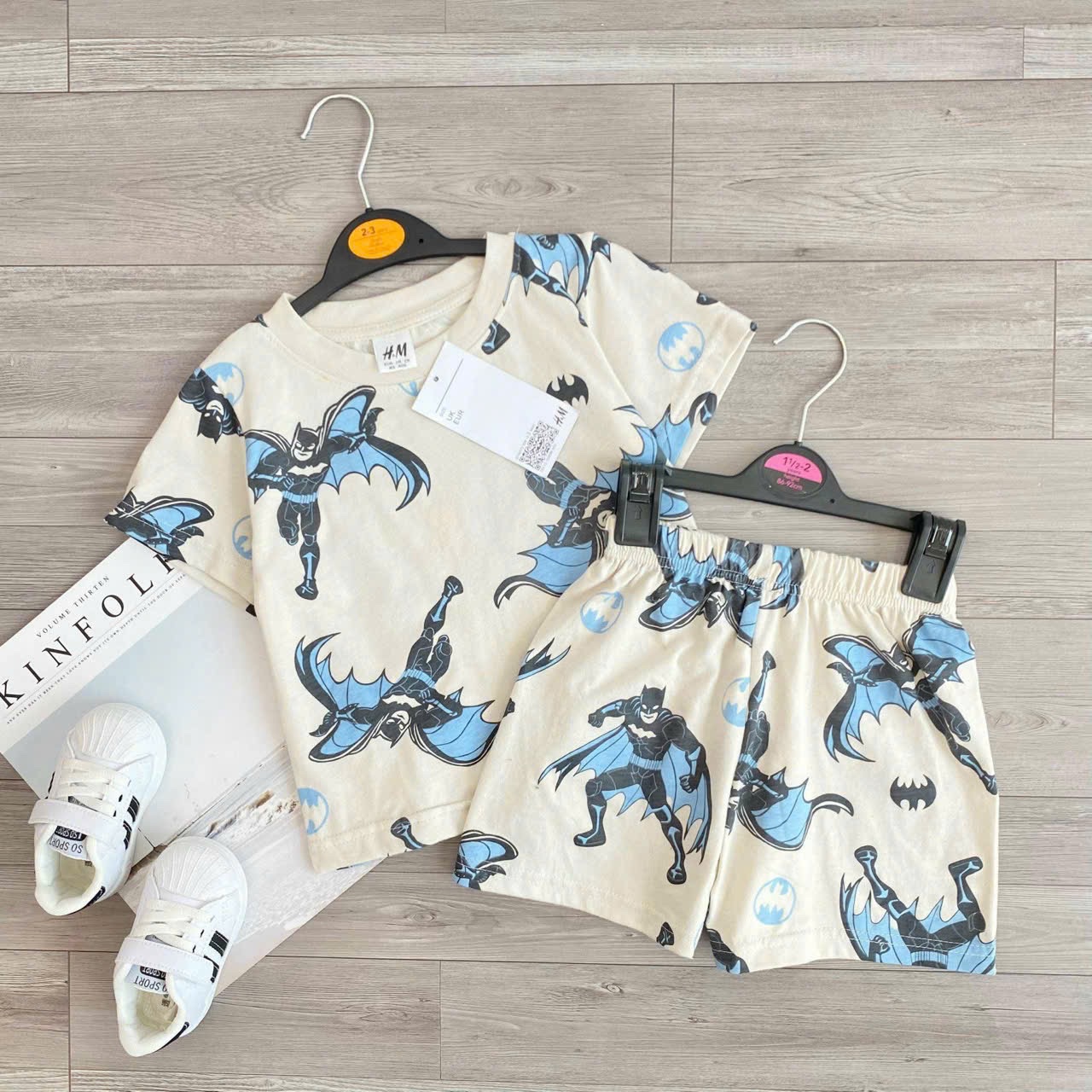 XẢ KHO BỘ BATMAN MÀU BE BT