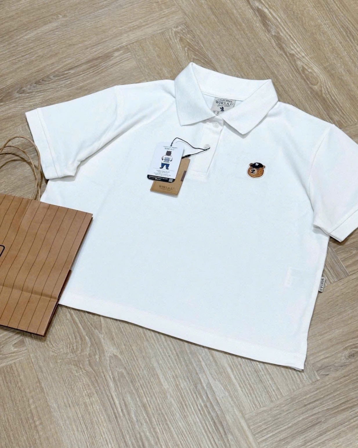 Hàng nhà máy - ÁO POLO CỘC GẤU WHOU MÀU TRẮNG XUẤT XỊN