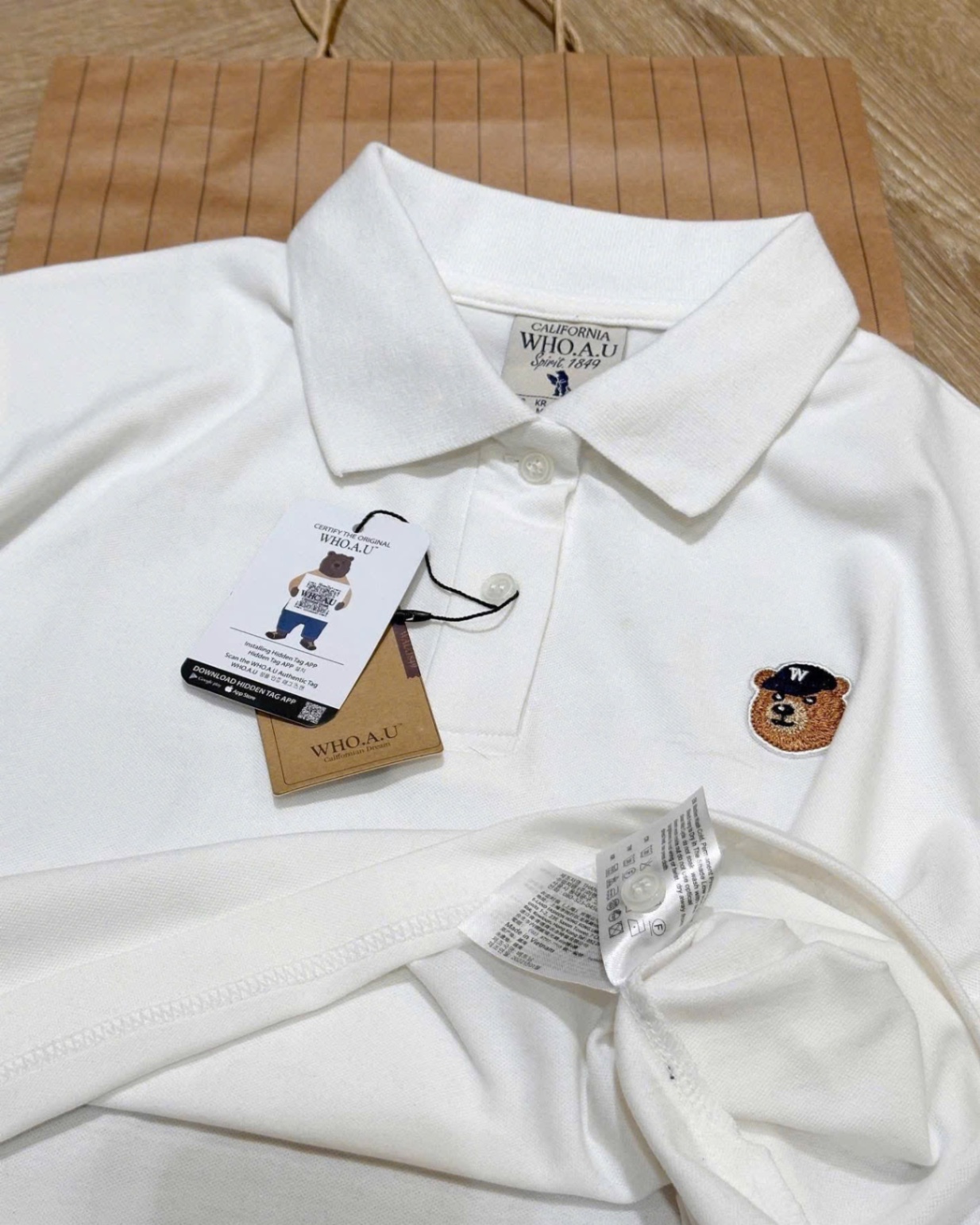 Hàng nhà máy - ÁO POLO CỘC GẤU WHOU MÀU TRẮNG XUẤT XỊN