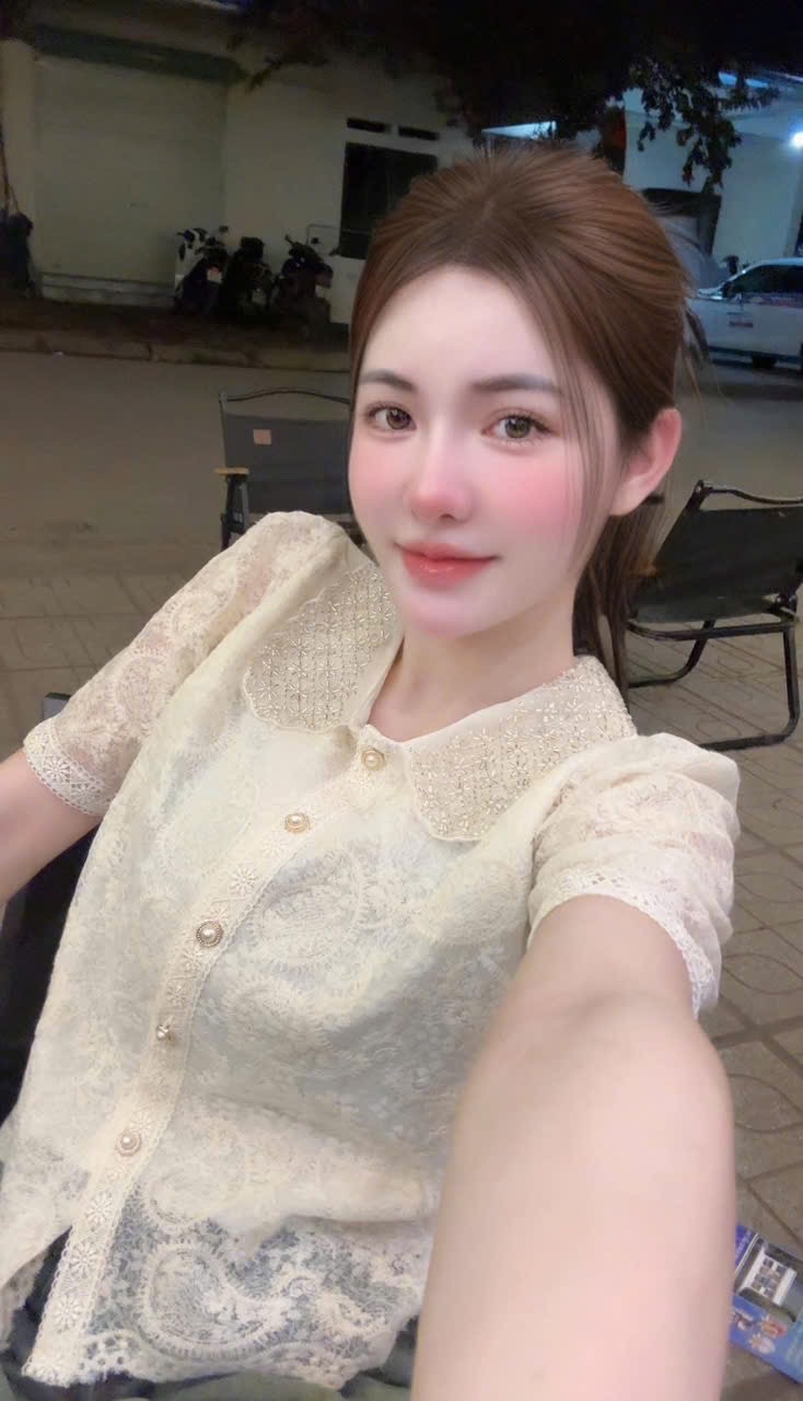 ÁO SƠ MI REN CỔ NGỌC QC