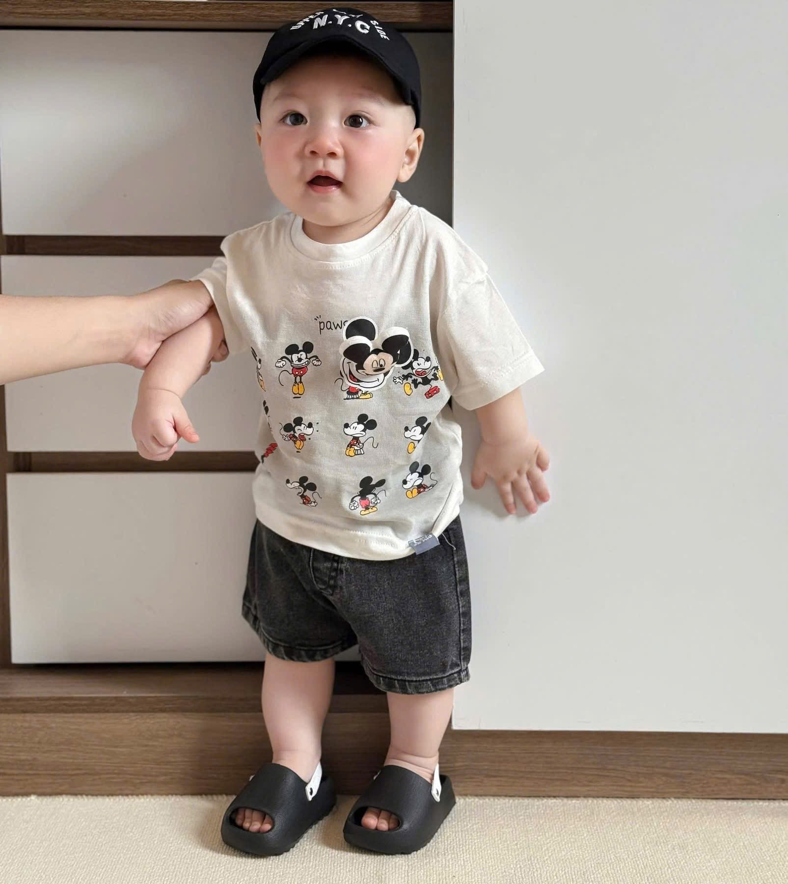 BỘ CỘC MICKY QUẦN JEAN XÁM BT