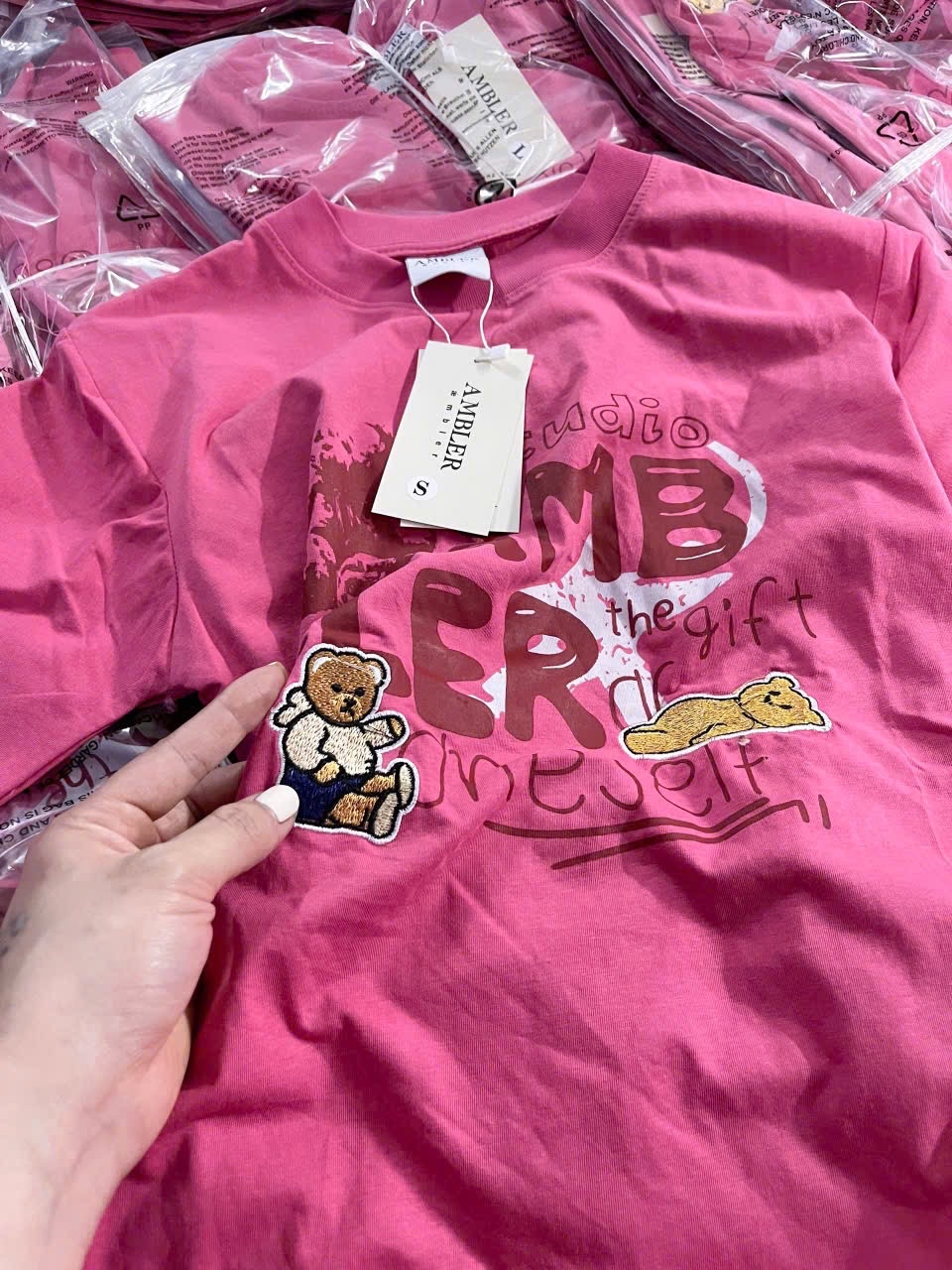 ÁO PULL HỒNG BEAR GẤU NỔI