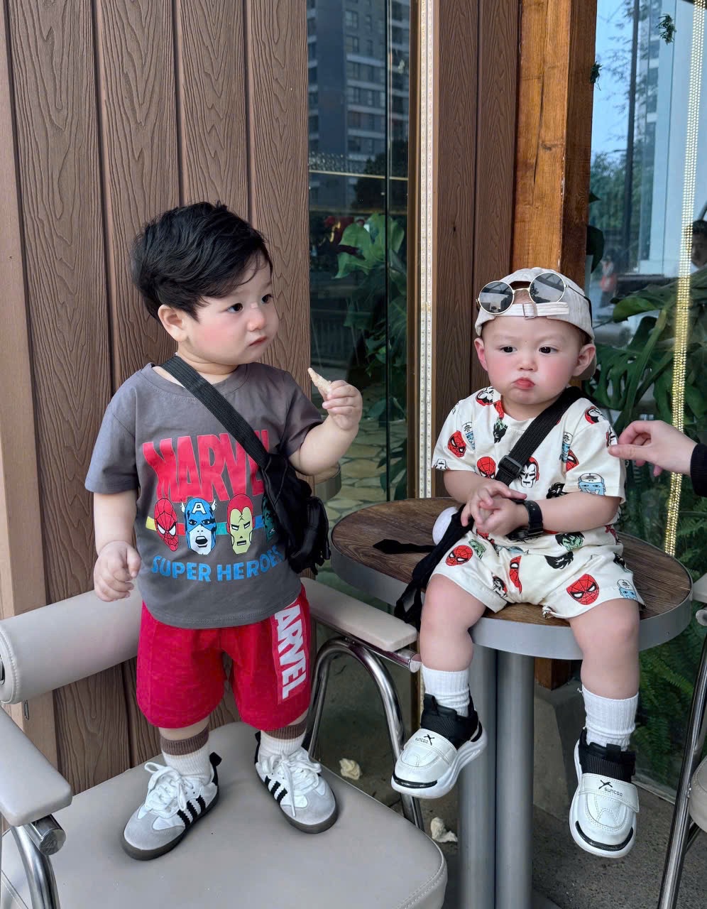 XẢ KHO SET 2 BỘ SIÊU NHÂN BE GHI IN TRÀN