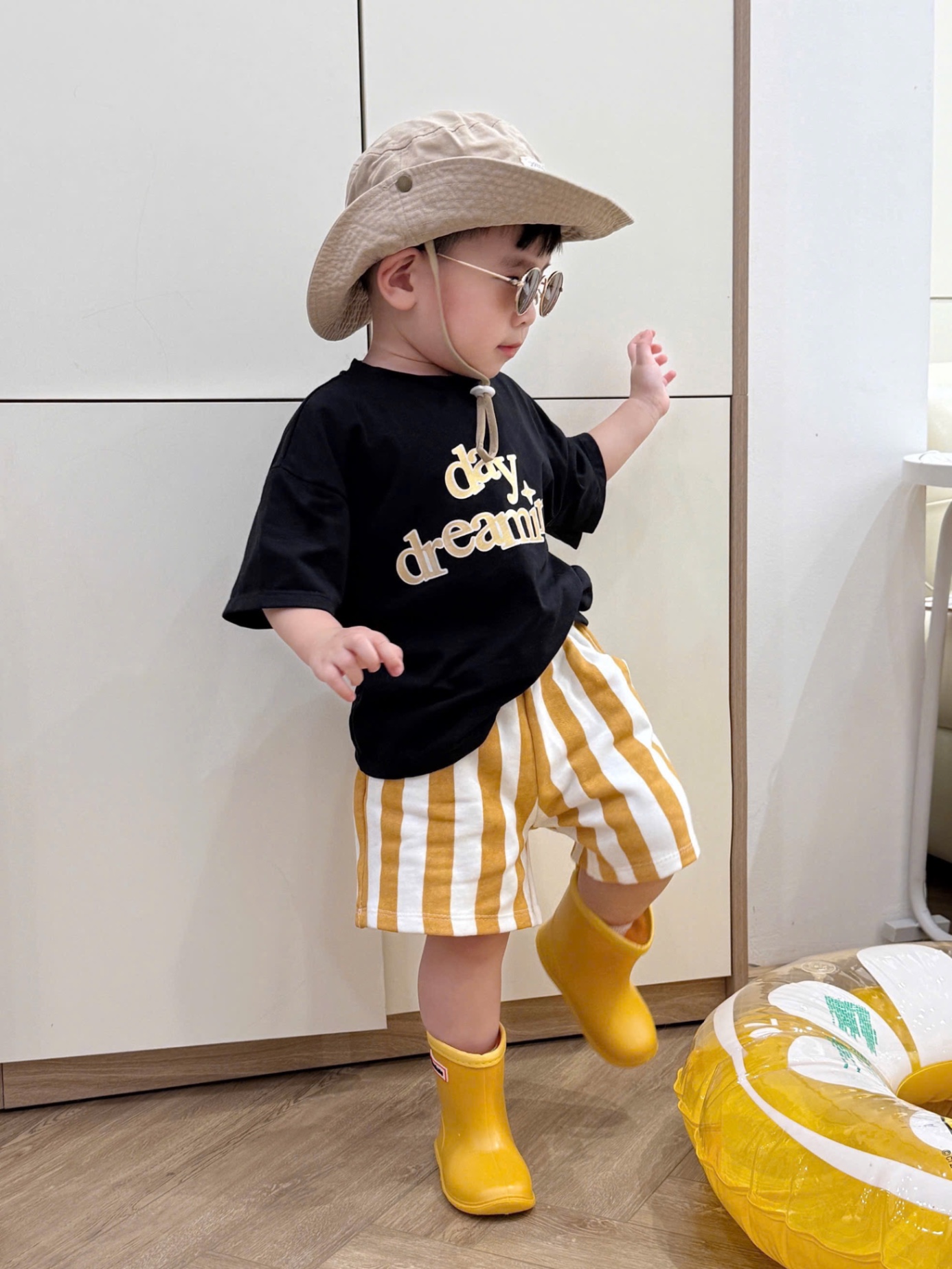 SET 2 BỘ ĐÙI HÌNH CÚN CHỮ DAY QUẦN KẺ