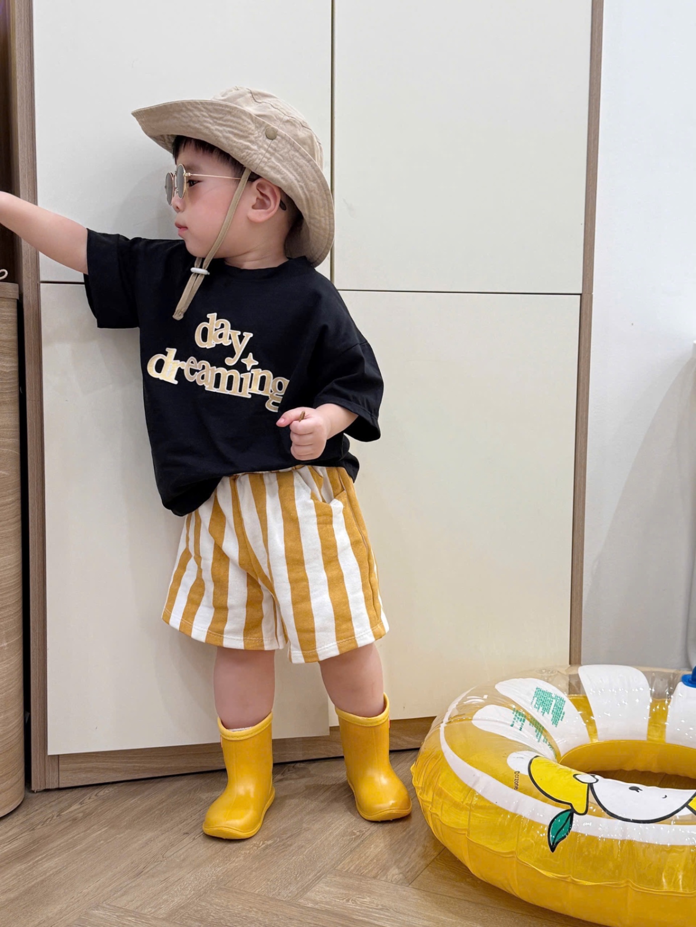 SET 2 BỘ ĐÙI HÌNH CÚN CHỮ DAY QUẦN KẺ