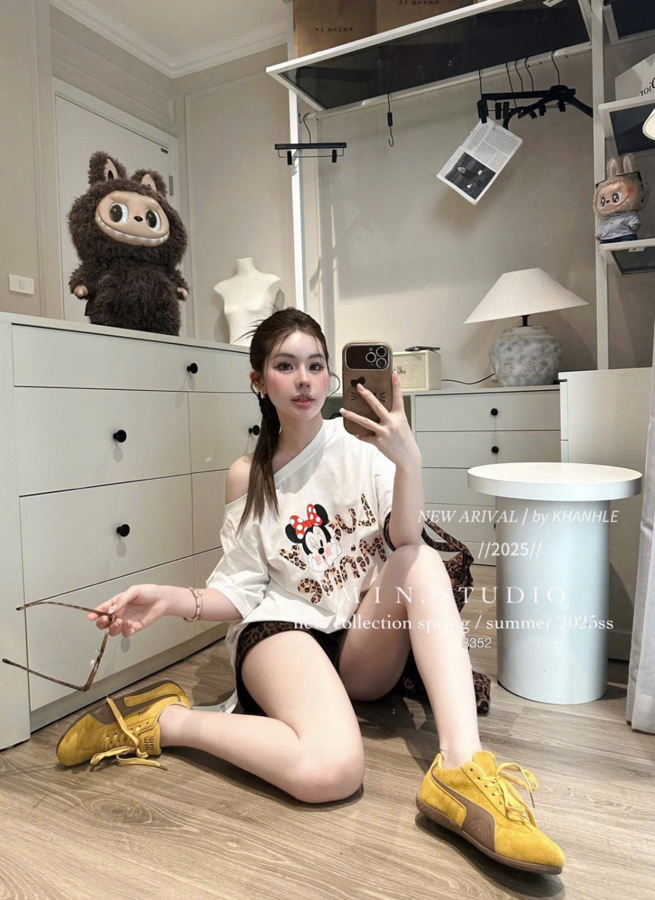 SET ÁO TRẮNG TRỄ VAI QUẦN DA BÁO