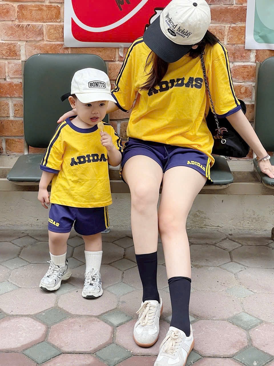 BỘ ĐÙI ĐÔI DAS VÀNG QUẦN THAN PHỐI SỌC