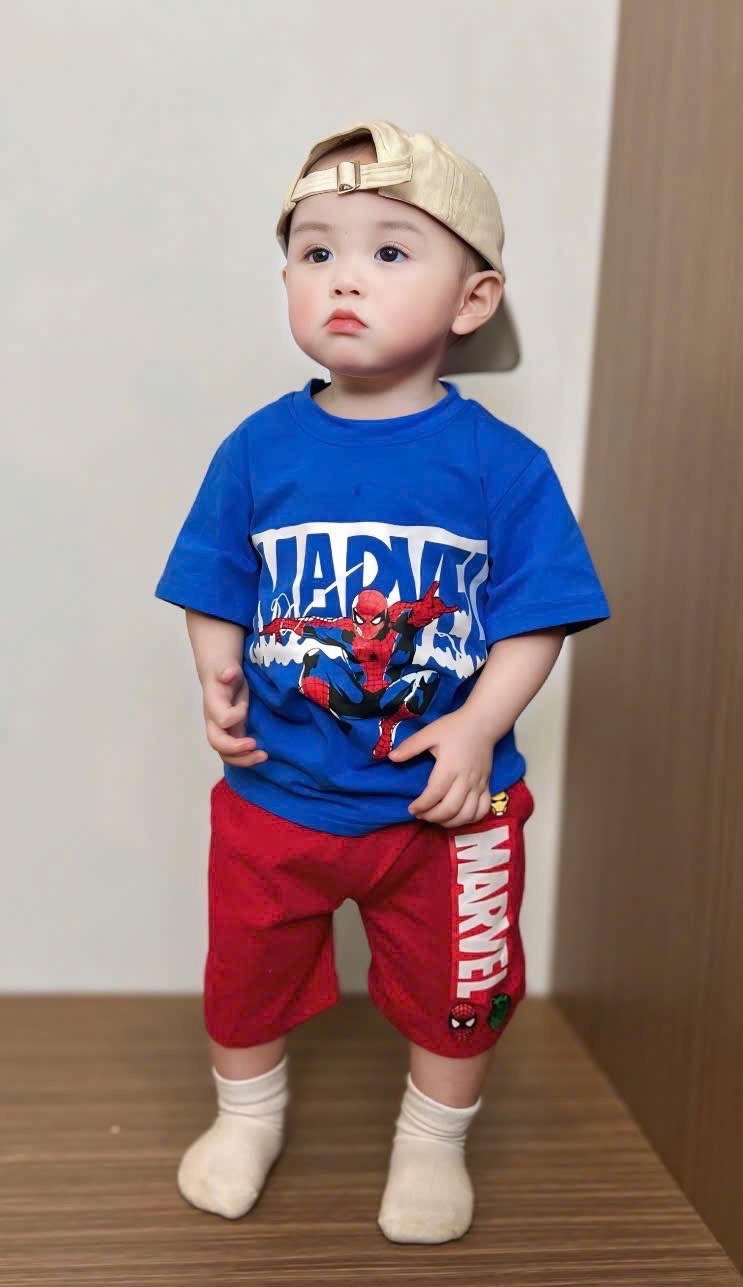 XẢ KHO SÉT 2 BỘ SIÊU NHÂN MAVEL TRẮNG XANH