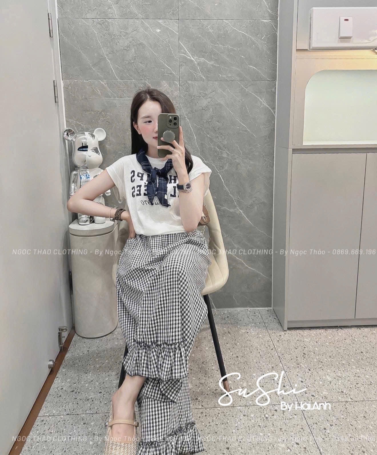 ÁO PULL CỘC TAY HẾN CHARM KÈM KHĂN QCCC