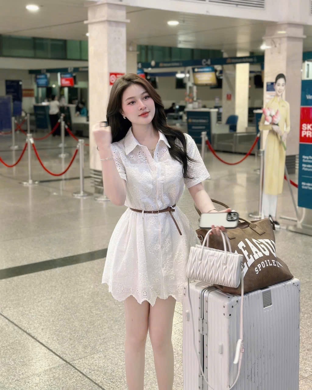 VÁY THÔ HOA ĐỤC LỖ QC KÈM ĐAI