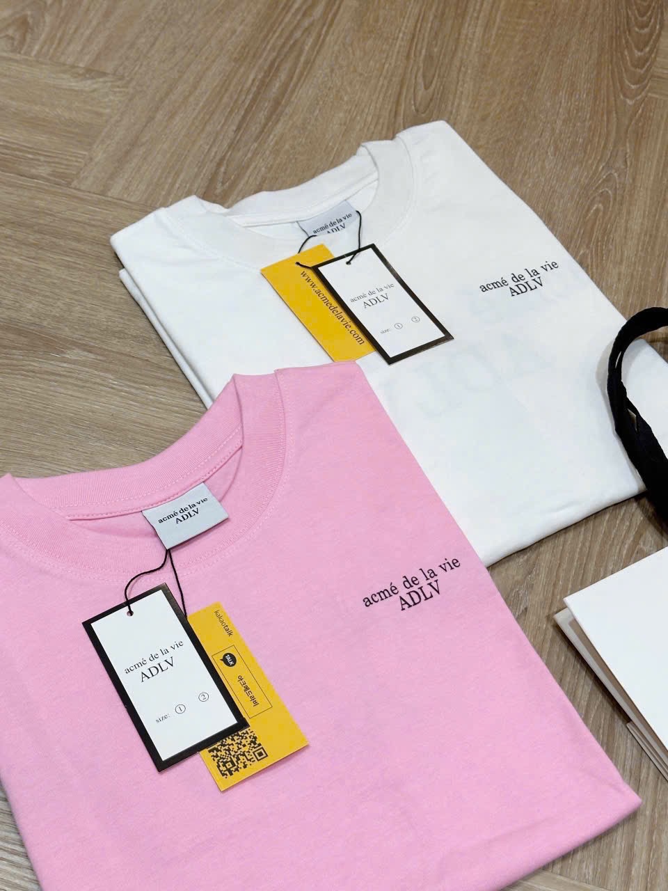 Hàng nhà máy - ÁO PULL CỘC ADLV TRẮNG HỒNG XUẤT DƯ