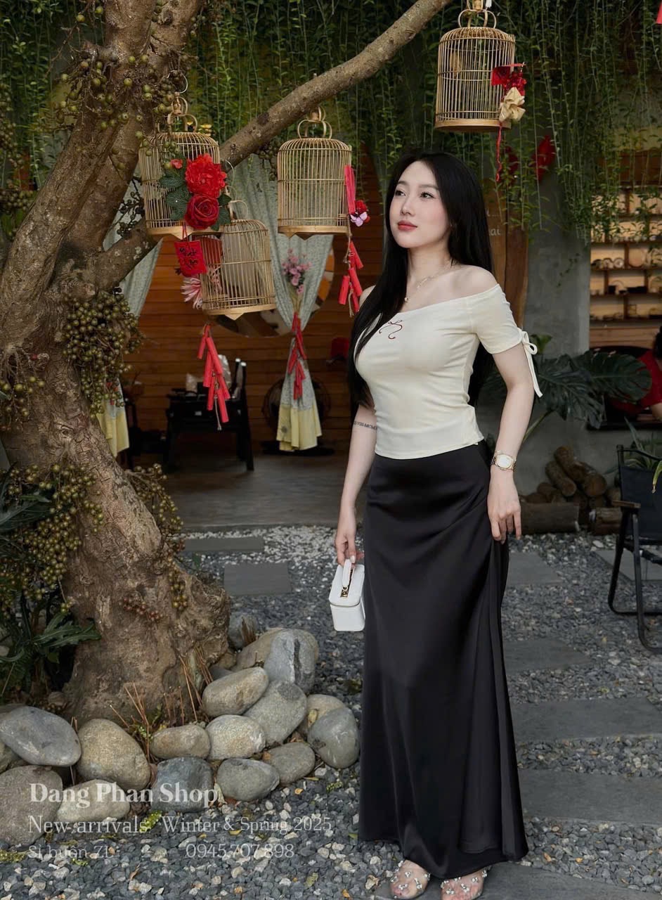 CHÂN VÁY LỤA ĐUÔI CÁ QCCC