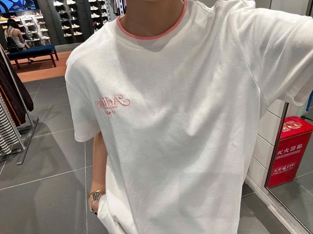 Hàng nhà máy - ÁO PULL DAS TRẮNG CHỮ HỒNG XUẤT XỊN